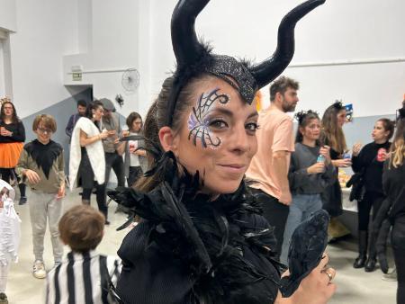 Imagen Las fiestas adoptadas del extranjero en torno al día de los Santos conviven con el teatro de la provincia y la cultura popular...