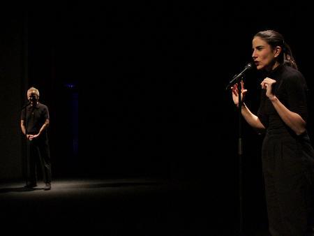 Imagen Andrea Jiménez demuestra sobre las tablas del Teatro Juan Bravo por qué Casting Lear es digna del Torneo de Maestros teatral